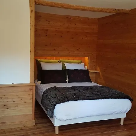 Du Bachelard Hotel 2*